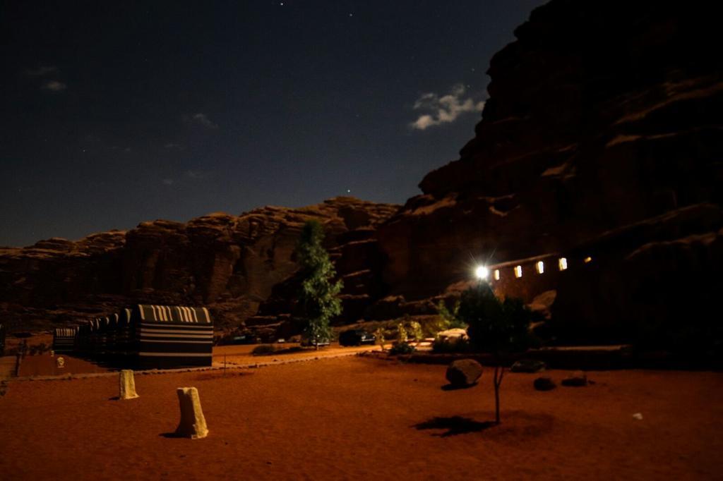Wadi Rum Light Camp Exteriér fotografie